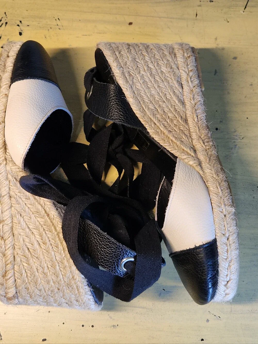 ✨ Maypol Black & Cream Cap-Toe Espadrille Wedge Sandals - Size 39 ✨